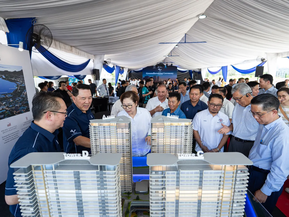 Ground-Breaking-Pic2-use